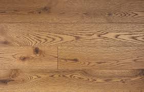 Maine Traditions Hardwood Flooring Rangeley Collection Wirebrushed Red Oak Fawn Hardwood Floors Flooring Rangeley
