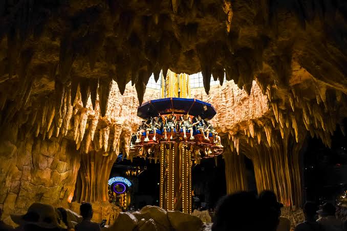 Fantasy Park Bà Nà Hills: Thế Giới Giải Trí Bất Tận 2025