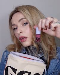 Rose Water ➡ Instant Eye Brightener ☁️ Eyelid concealer + eyeshadow in 1  ❤️‍🔥 Viral