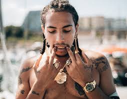 Laioung Projects :: Photos, videos, logos, illustrations and branding ::  Behance