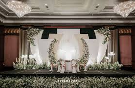 We did not find results for: Mempelai Wajib Tahu Tren Dekorasi Pernikahan 2021 Idewedding
