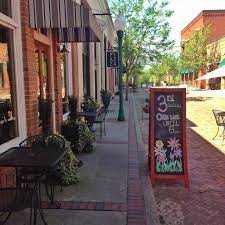 Summerville Sc Has A Fun Event Called Third Thursday The Downtown Shops Stay Open Until 8 00 Pm And The Stree Charleston Travel Vacation Savings Summerville