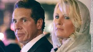 Andrew cuomo—settled multiple building code violations at her westchester county home with the help of a state official. Sandra Lee Sad To Leave Home She Shared With Gov Andrew Cuomo Cnn