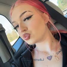 Which song is better, The Smallest Man Who Ever Lived or Chloe or Sam or  Sophia or Marcus?