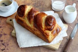 Une Brioche Avec Un Fa Ccedil Onnage Original Et Facile Agrave R Eacute Aliser Nbsp En Suivant Nbsp Ce Pas Agrave Pa Brioche Russe Recette Brioche Brioches
