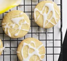 Citromos Csokok Receptvaros Recept Keppel Bbc Good Food Recipes Lemon Biscuits Sweets Recipes