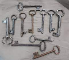 Le pass sanitaire n'est pas imposé à date our rentrer dans une salle de sport. L Objet Du Mois Clefs Anciennes