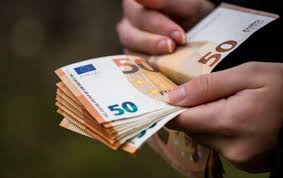 EU swiftly punishes Ukraine over NABU and SAP corruption scandal : r/news