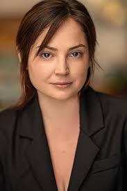 Susan Helfrich's Instagram, Twitter & Facebook