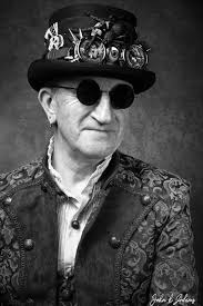 Seasick Steve Photo source (Instagram): colinphelpsuk