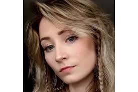 Enraged Ex Broke into Woman's House and Killed Her, Then Called Cops to  Confess