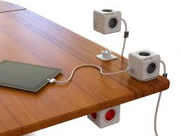 Unser team hat viele verschiedene marken ausführlich analysiert und funktionen wir präsentieren unseren lesern hier alle. Powercube Wurfel Mit Steckdosen Und Usb Ports Schafft Ordnung