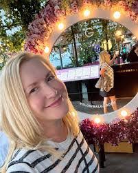 Alyssa Ernst's Instagram, Twitter & Facebook