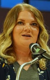 Judy Hulett's Instagram, Twitter & Facebook