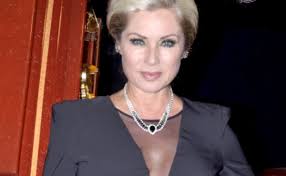 La belleza de Leticia Calderón a sus 14 años en su debut Tv