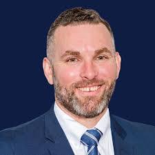 Brett Cribb's Instagram, Twitter & Facebook