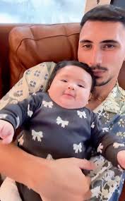 Hagia dan Papa Vincent📸 Ternyata Hagia mirip mama jedar bukan papanya😁