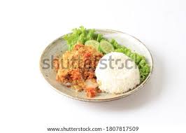 Yuk, buktikan sendiri kelezatannya untuk santap di tak lengkap menyajikan resep sambal ayam geprek tanpa kehadiran ayam geprek, kan? Shutterstock Puzzlepix