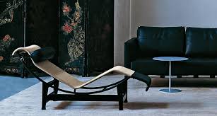 Das günstigste angebot beginnt bei € 190. Le Corbusier Lc4 Chaise Longue Maschinell Ruhen Classic Driver Magazine