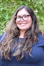 Theresa Rhea's Instagram, Twitter & Facebook