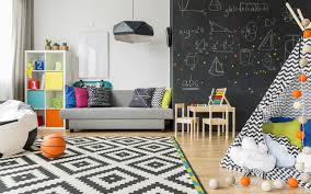 اخرج عن المألوف واستعن بمجموعة أفكار لتزيين جدران المنزل ماي بيوت