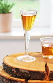 Geschenke Aus Der Kuche Quitten Likor Kuchenkranzchen Quitten Likor Quitten Quitten Rezepte