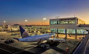 Airports Surrounding Los Angeles Los Angeles Airport Los Angeles Travel Long Beach Airport