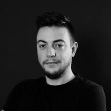 En cette nouvelle année, s'il m'a fallu du temps pour poster mon message,  ce n'est pas (tout à fait) parce que je suis fainéant, c'est parce qu'il  célèbre non pas une nouvelle