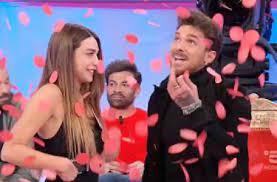 Andrea cerioli is not experiencing the adventure in fifteenth edition from the island of the famous as he would have hoped. Uomini E Donne Andrea Cerioli E Arianna Cirrincione Un Disastro Il Messaggio Da Lacrime Della Coppia Libero Quotidiano