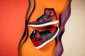 Air Jordan 1 Retro High Og Banned Bred 555088 001 2020 In 2020 Air Jordans Jordan 1 Retro High Jordans