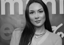 Trupul neînsuflețit al Laurei Roșca a fost dus la Turda, acolo unde  locuiesc părinții săi. Înmormântarea va avea loc duminică