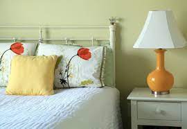 I'm not much of a morning person anyway, and i feel so much more productive later in the day when the sun is up longer. Quick Spring Bedroom Makeover Afternoon Artist