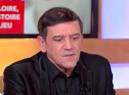 Éliminé en 2017 après 193 participations, il a réussi a réunir une cagnotte de 809 l'intégralité de l'interview de christian quesada est à retrouver dans le magazine tv grandes chaînes en kiosques lundi 25 juin 2018. Choc Christian Quesada La Photo De Son Penis Devoilee Par Une Candidate Des 12 Coups De Midi