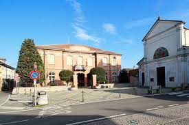 Purosangue's international elite athletes trains on our property. Isola Sant Antonio Wikipedia