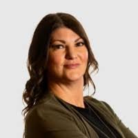 Angie Ripley's Instagram, Twitter & Facebook