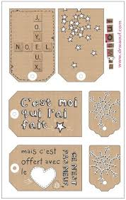 Dr Waouf Petits Theatres En Carton A Decouper Colorier Et Assembler C Est Cadeau Etiquettes Noel Noel Etiquette Cadeau Noel