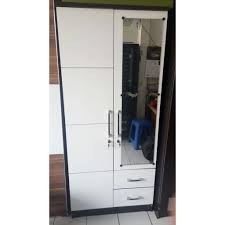 .pakaian minimalis 2 pintu ini juga kami jual dengan harga yang murah, toko yang menjualnya adalah toko kami, kami banyak menjual produk dengan harga yang murah karena kami adalah produsen yang jual lemari pakaian mewah 2 pintu kode ( ap 271 ). Lemari Pakaian 2 Pintu Shopee Indonesia