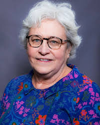 Deborah Peet's Instagram, Twitter & Facebook