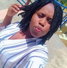 SOUS SON OMBRE * Écrit par : Maxime Bianca Pseudo : Bianoue Tel :  50947356651 Groupe whatsapp : Ma passion Instagram : Bianca Maxime * Écrire  est un art * " J'écris