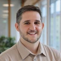 70+ Profile mit dem Suchbegriff „Elia“