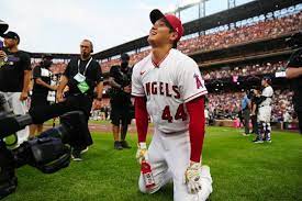 3.03.2021 特大ホームランを打つ大谷翔平選手 shohei ohtani 1st hr vs rangers 2021 spring training game. Ukokkom7xix2tm