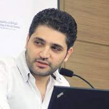 من هو محمد ياسين صالح مذيع الجزيرة ويكيبيديا محمد ياسين صالح هو مذيع وصحافي في قناة الجزيرة، حاصل على بكالوريوس في اللسانيات وماجستير في الترجمة ولقب فصيح العرب في برنامج فصاحة. Ø§Ù„Ø¹Ø±Ø¨ Ø§Ù„Ù‚Ø·Ø±ÙŠØ© Ù…Ù‚Ø§Ù„Ø§Øª Ù…Ø­Ù…Ø¯ ÙŠØ§Ø³ÙŠÙ† ØµØ§Ù„Ø­