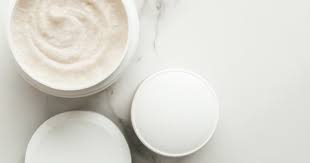 Le café possède de nombreux avantages. Gommage Corps Maison Recettes De Gommages Faciles A Faire Chez Soi Marie Claire