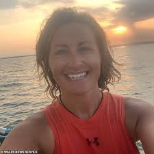 Paddleboarders had no safety briefing before they drowned in flooded weir  as leader who had only 'basic entry-level qualification' faces jail