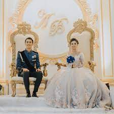Jadi kalau korang nak follow ig bella, boleh follow disini (klik). Singapore Singer Actor Aliff Aziz Dayang Ara Nabellah Awang Astillah At Top Glove Tower Kuala Lumpur Asia Wedding Network