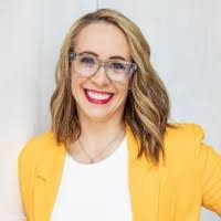 Janine Morris's Instagram, Twitter & Facebook