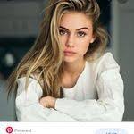 Deseray Moya's Instagram, Twitter & Facebook