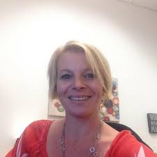 Emma Crossley (@ecrossley77)