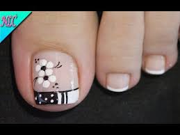 Sin embargo el cuidado de las uñas de nuestros pies, es tan importante como el de las manos, claro en ocasiones por error pensamos que por estos estar ocultos tras los zapatos no es necesaria tanta dedicación. Pin En Unas