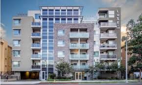 Browse our 112 apartments available, filter for amenities, view floor plans and more. West Los Angeles Apartments